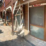 Hostel Bazart *