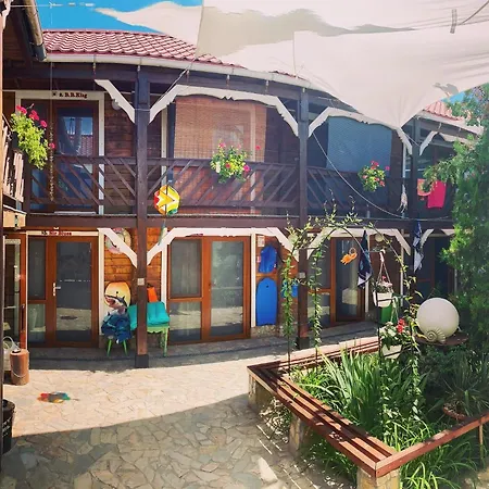 Bazart Hostel *