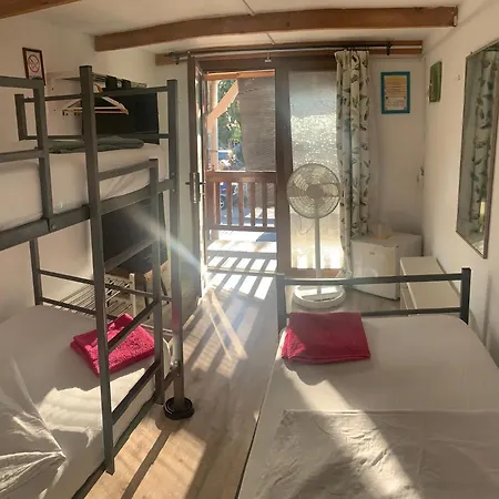 Hostel Bazart *